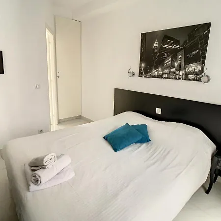 Luxueux Idealement Situes En Plein Centre De Apartament Cannes